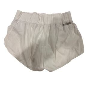 Y2K Vintage Asics Women White Running Shorts Built in Briefs Tennis Approved XS